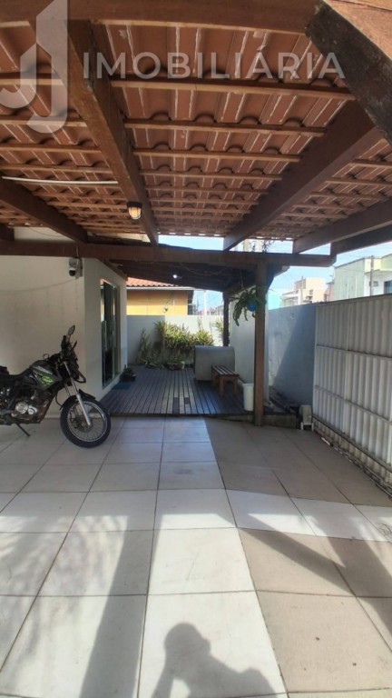 Casa Residencial para venda no Ingleses do Rio Vermelho em Florianopolis com 420m² por R$ 1.250.000,00