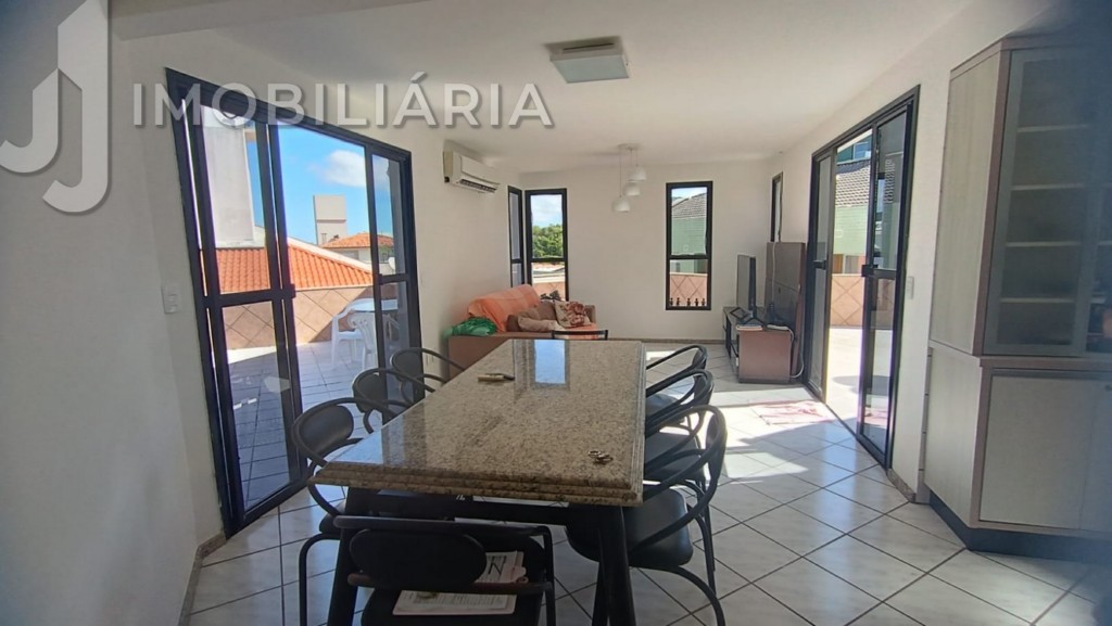 Cobertura para venda no Ingleses do Rio Vermelho em Florianopolis com 250m² por R$ 1.060.000,00