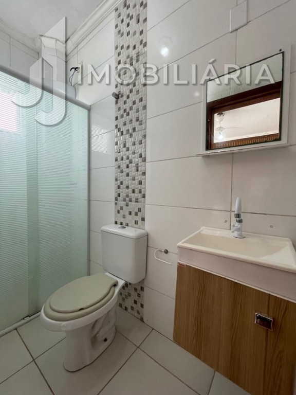 Apartamento para venda no Ingleses do Rio Vermelho em Florianopolis com 75m² por R$ 335.000,00