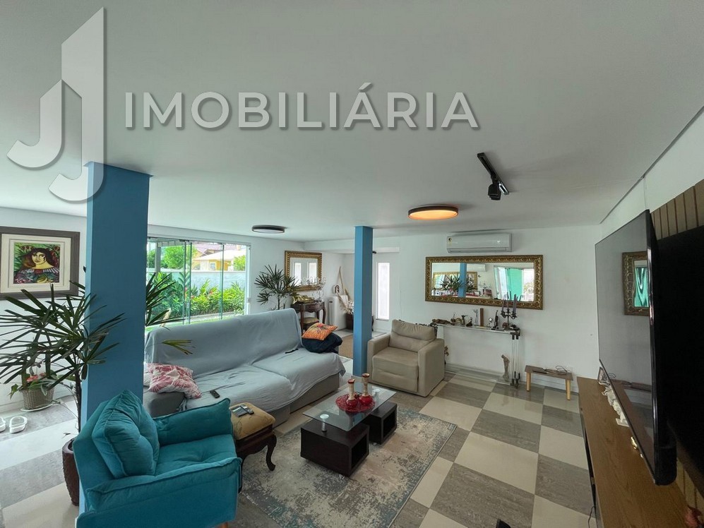 Casa Residencial para venda no Ingleses do Rio Vermelho em Florianopolis com 1.000m² por R$ 2.500.000,00