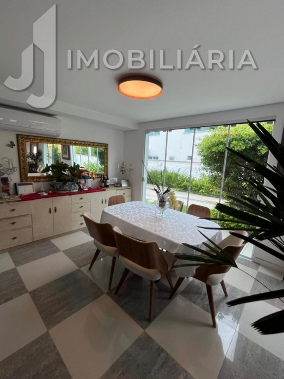 Casa Residencial para venda no Ingleses do Rio Vermelho em Florianopolis com 1.000m² por R$ 2.500.000,00