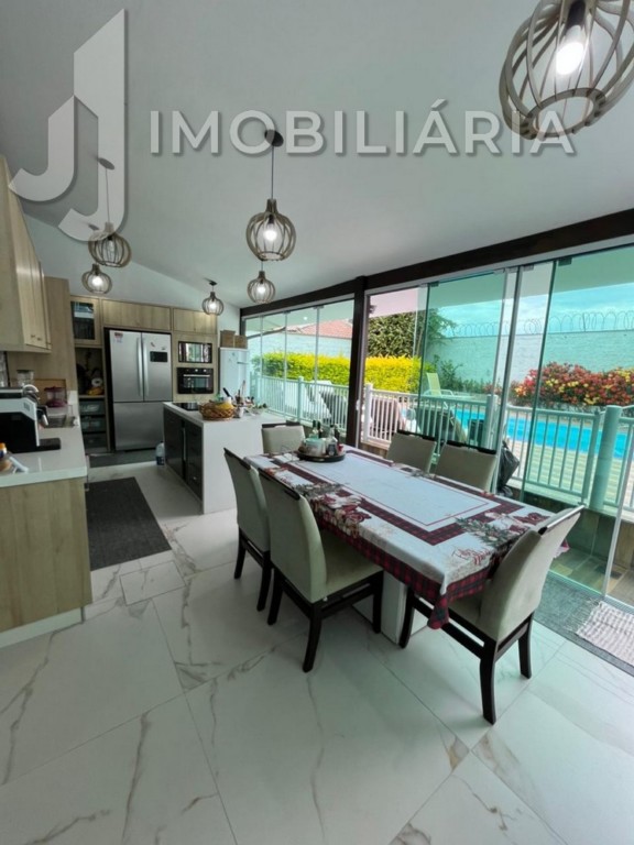 Casa Residencial para venda no Ingleses do Rio Vermelho em Florianopolis com 1.000m² por R$ 2.500.000,00