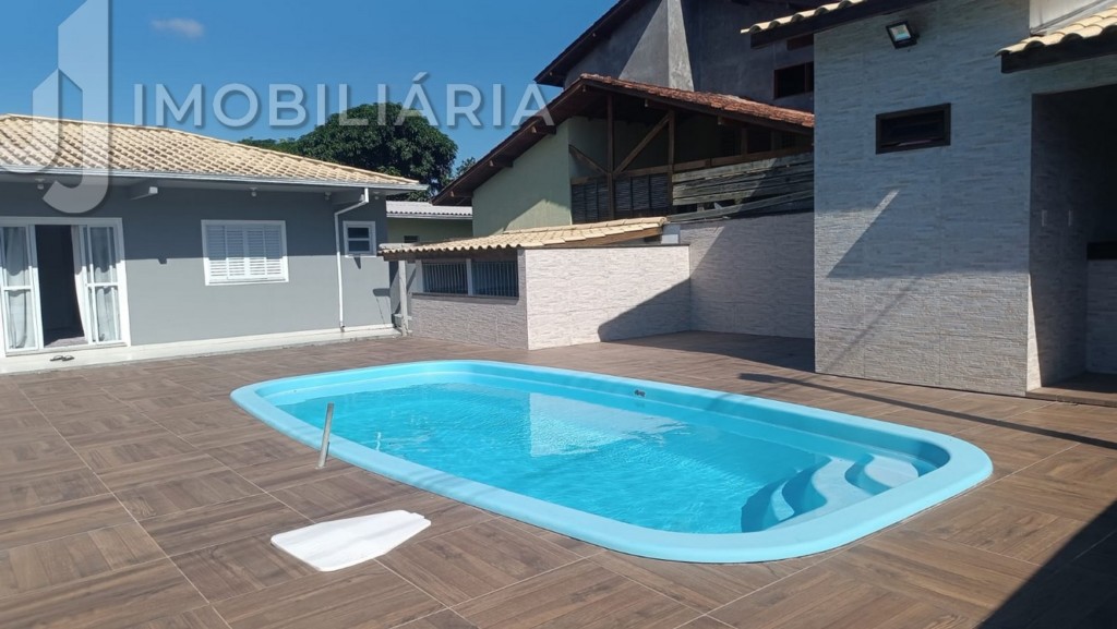 Casa Residencial para venda no Ratones em Florianopolis com 420m² por R$ 950.000,00