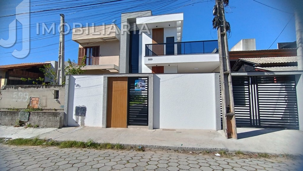 Casa Residencial para venda no Ingleses do Rio Vermelho em Florianopolis com 179m² por R$ 850.000,00