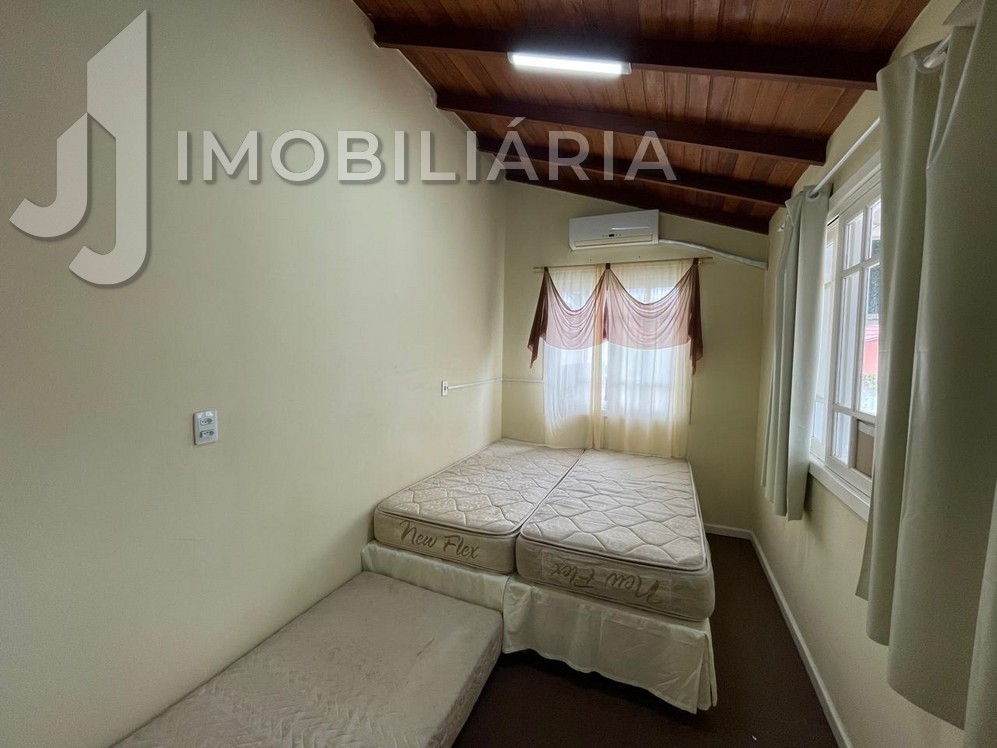 Casa Residencial para venda no Ingleses do Rio Vermelho em Florianopolis com 450m² por R$ 950.000,00