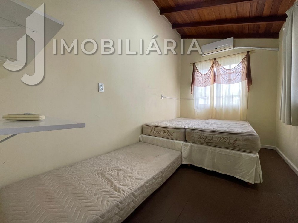 Casa Residencial para venda no Ingleses do Rio Vermelho em Florianopolis com 450m² por R$ 950.000,00