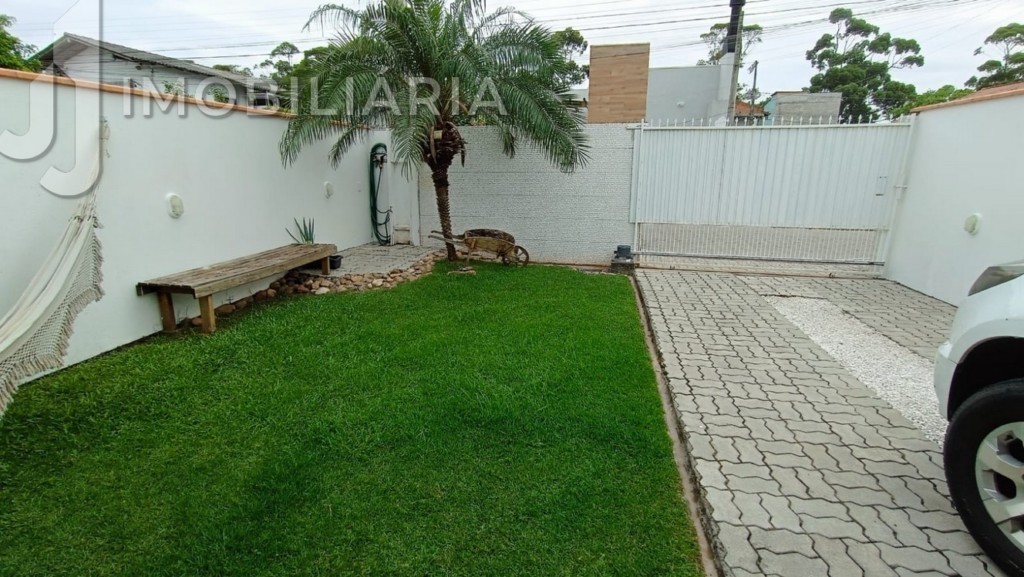 Casa Residencial para locacao no Sao Joao do Rio Vermelho em Florianopolis com 210m² por R$ 6.000,00