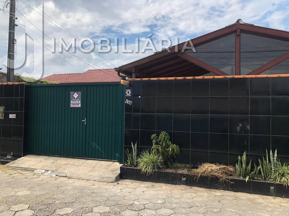 Casa Residencial para locacao no Ingleses do Rio Vermelho em Florianopolis com 350m² por R$ 4.800,00
