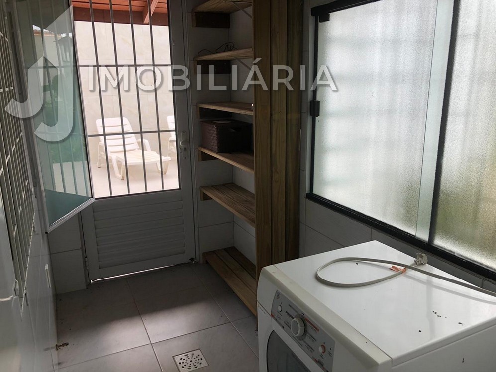 Casa Residencial para locacao no Ingleses do Rio Vermelho em Florianopolis com 350m² por R$ 4.800,00
