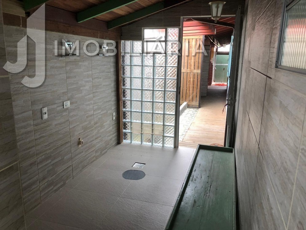 Casa Residencial para locacao no Ingleses do Rio Vermelho em Florianopolis com 350m² por R$ 4.800,00