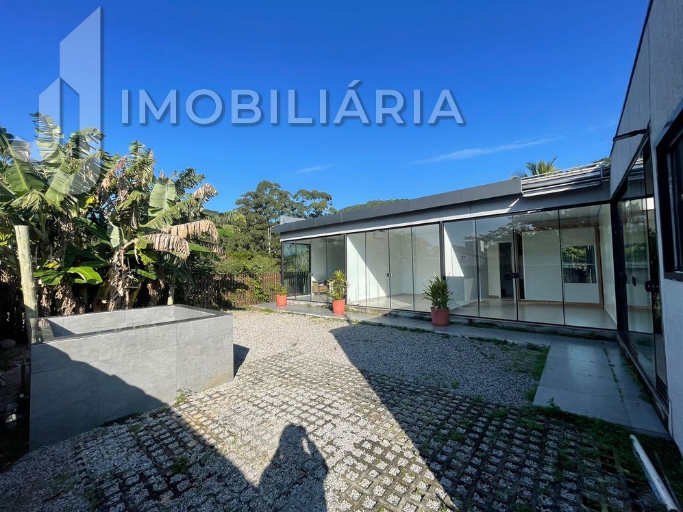 Casa Comercial para locacao no Vargem Grande em Florianopolis com 0m² por R$ 15.000,00