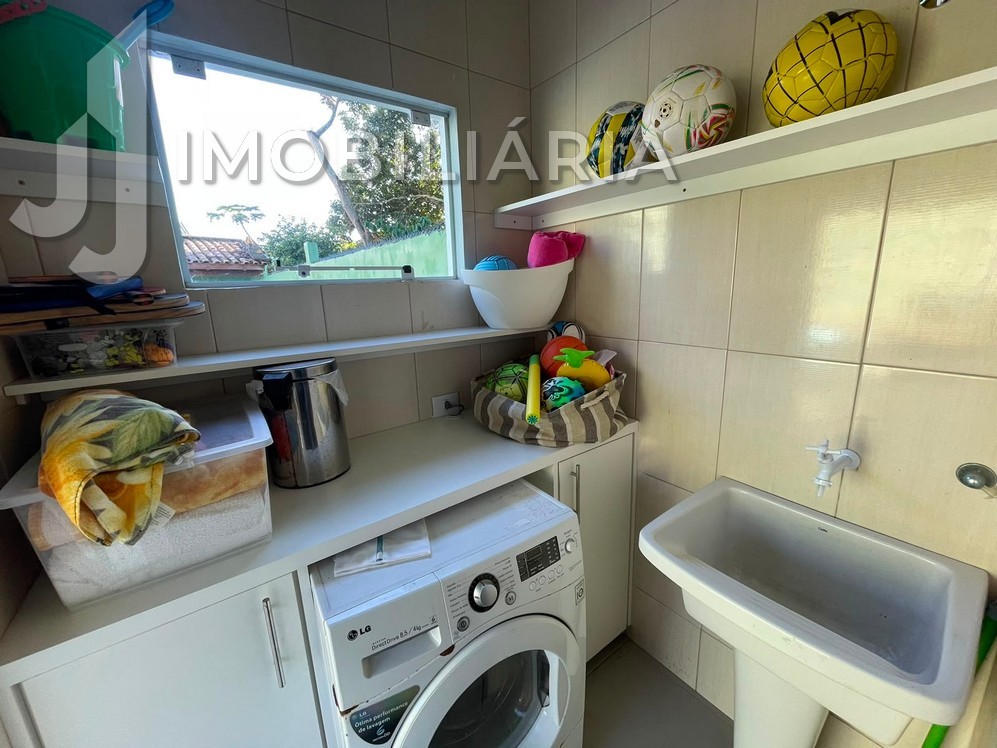 Casa Residencial para locacao no Ingleses do Rio Vermelho em Florianopolis com 384m² por R$ 8.900,00