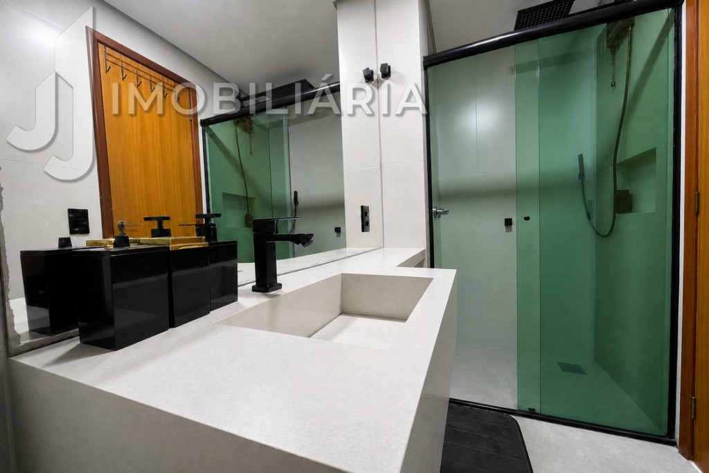 Apartamento para venda no Ingleses do Rio Vermelho em Florianopolis com 106m² por R$ 700.000,00
