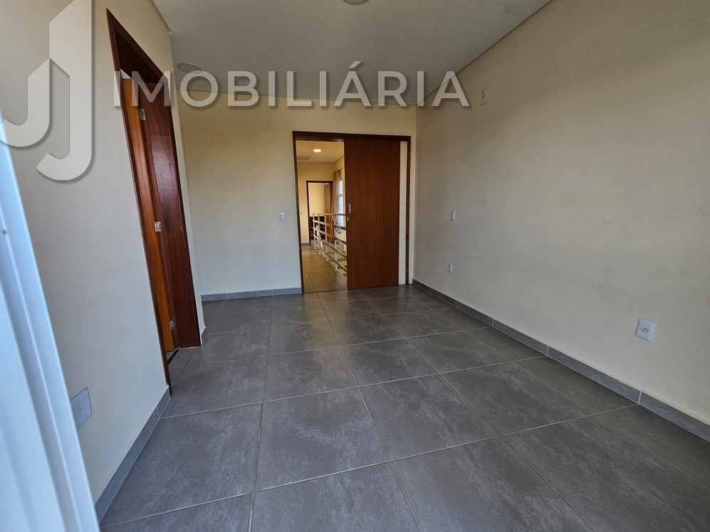 Sobrado para locacao no Sao Joao do Rio Vermelho em Florianopolis com 224,24m² por R$ 5.700,00