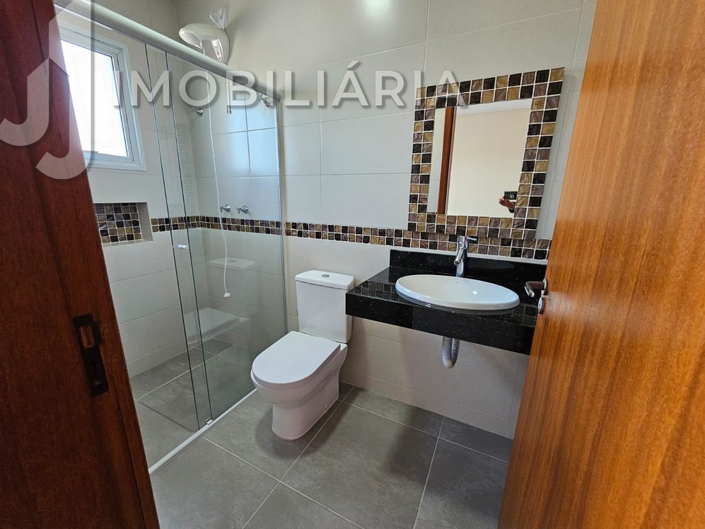 Sobrado para locacao no Sao Joao do Rio Vermelho em Florianopolis com 224,24m² por R$ 5.700,00