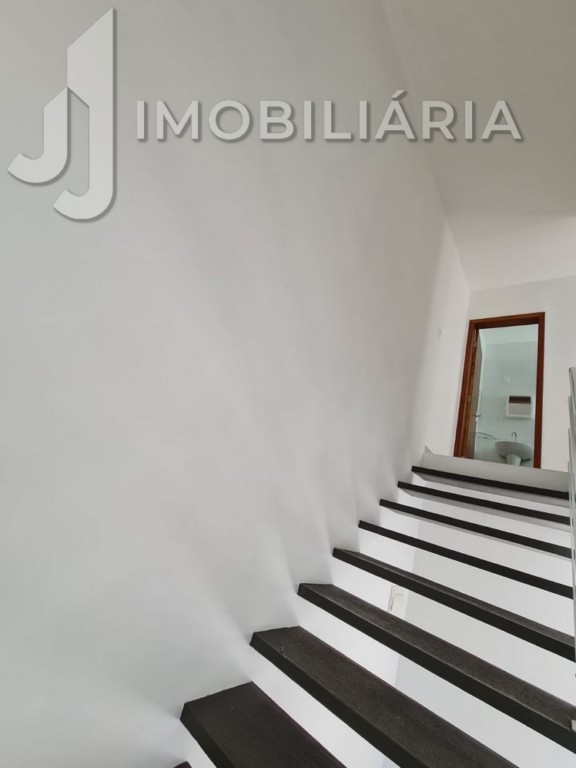 Casa Residencial para locacao no Sao Joao do Rio Vermelho em Florianopolis com 150m² por R$ 3.700,00