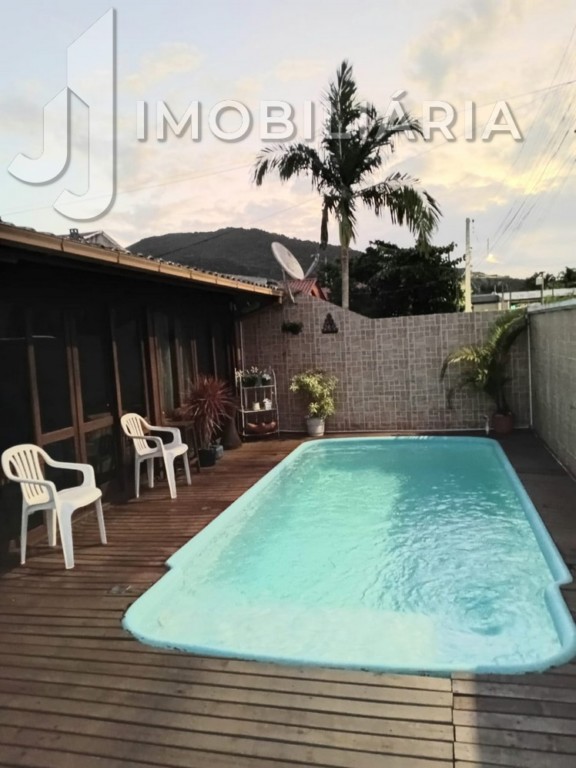Casa Residencial para venda no Ingleses do Rio Vermelho em Florianopolis com 250m² por R$ 770.000,00 Casa Residencial para venda no Ingleses do Rio Vermelho em Florianopolis com 250m² por R$ 770.000,00