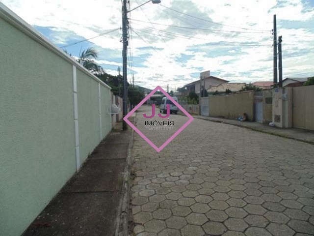 Casa Residencial para venda no Ingleses do Rio Vermelho em Florianopolis com 250m² por R$ 770.000,00 Casa Residencial para venda no Ingleses do Rio Vermelho em Florianopolis com 250m² por R$ 770.000,00