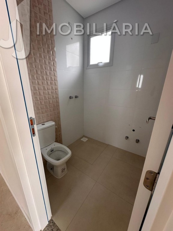 Cobertura para venda no Ingleses do Rio Vermelho em Florianopolis com 250,42m² por R$ 1.210.000,00