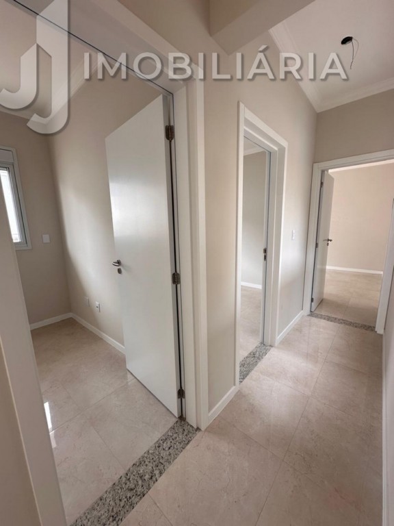 Cobertura para venda no Ingleses do Rio Vermelho em Florianopolis com 250,42m² por R$ 1.210.000,00