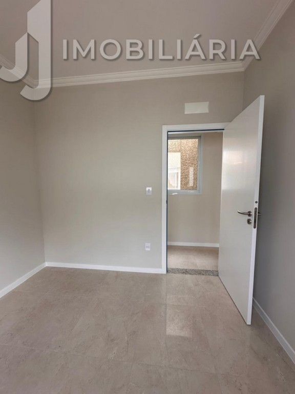 Cobertura para venda no Ingleses do Rio Vermelho em Florianopolis com 250,42m² por R$ 1.210.000,00
