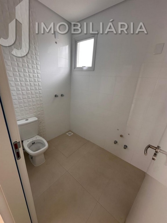 Cobertura para venda no Ingleses do Rio Vermelho em Florianopolis com 250,42m² por R$ 1.210.000,00