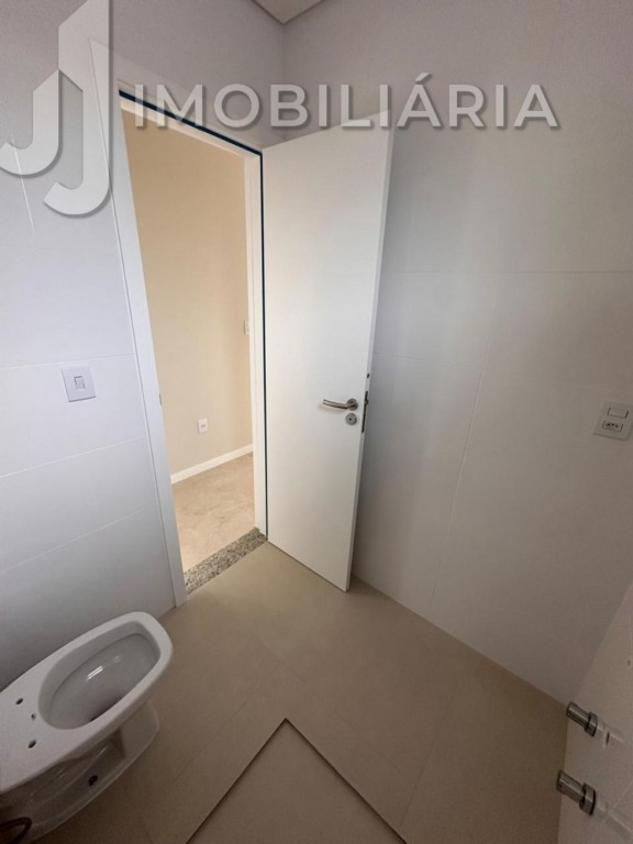 Cobertura para venda no Ingleses do Rio Vermelho em Florianopolis com 187,66m² por R$ 870.000,00