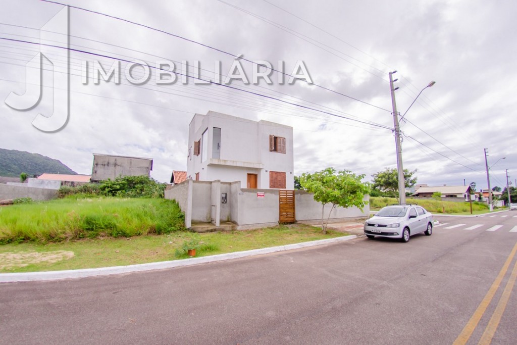 Casa Residencial para venda no Sao Joao do Rio Vermelho em Florianopolis com 450m² por R$ 790.000,00
