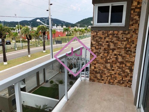 Casa Residencial para venda no Sao Joao do Rio Vermelho em Florianopolis com 225m² por R$ 850.000,00