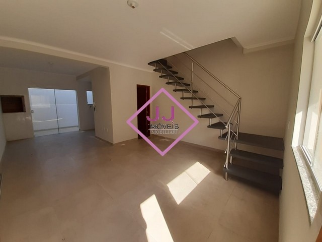 Sobrado para locacao no Ingleses do Rio Vermelho em Florianopolis com 90m² por R$ 2.800,00