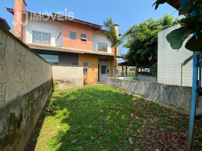 Casa Residencial para venda no Sao Joao do Rio Vermelho em Florianopolis com 230m² por R$ 540.000,00