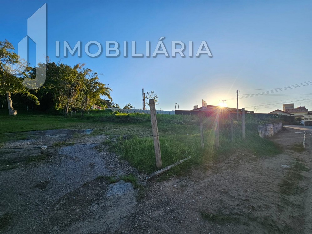 Terreno para venda no Canasvieiras em Florianopolis com 8.370m² por R$ 7.000.000,00 Terreno para venda no Canasvieiras em Florianopolis com 8.370m² por R$ 7.000.000,00
