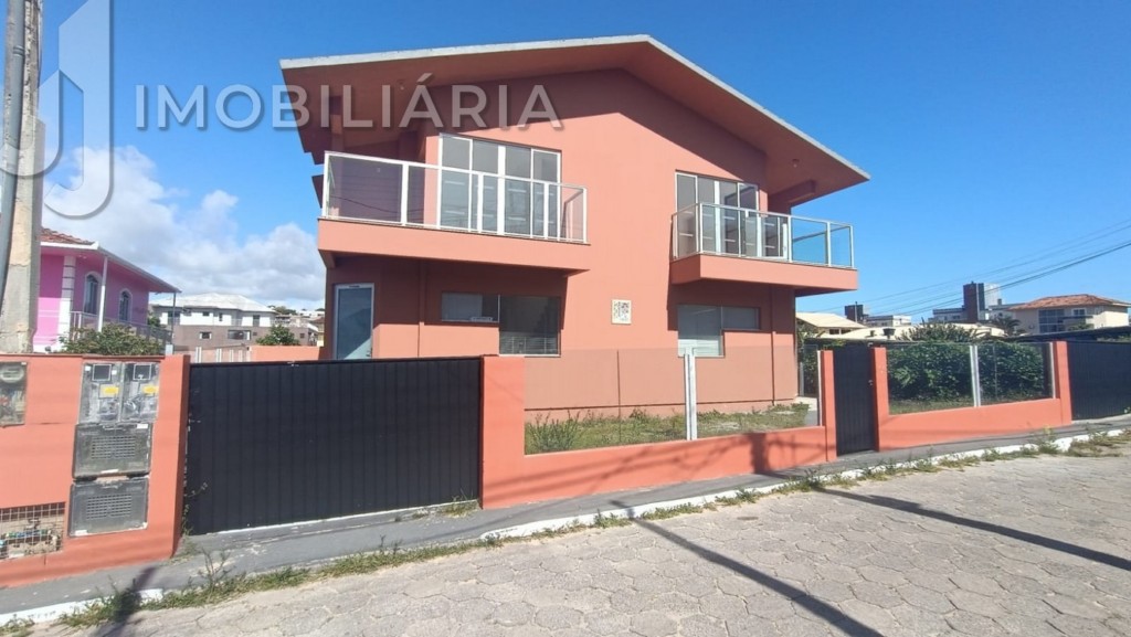 Casa Residencial para venda no Praia do Santinho em Florianopolis com 400m² por R$ 2.100.000,00