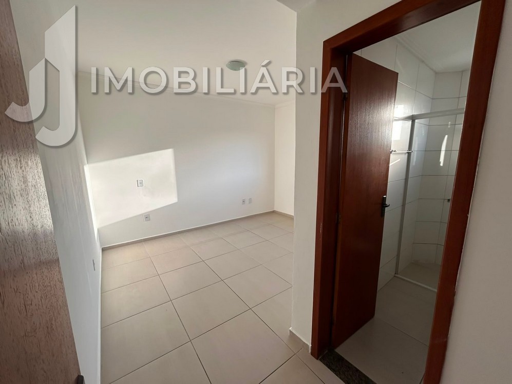 Apartamento para locacao no Ingleses do Rio Vermelho em Florianopolis com 72m² por R$ 2.500,00