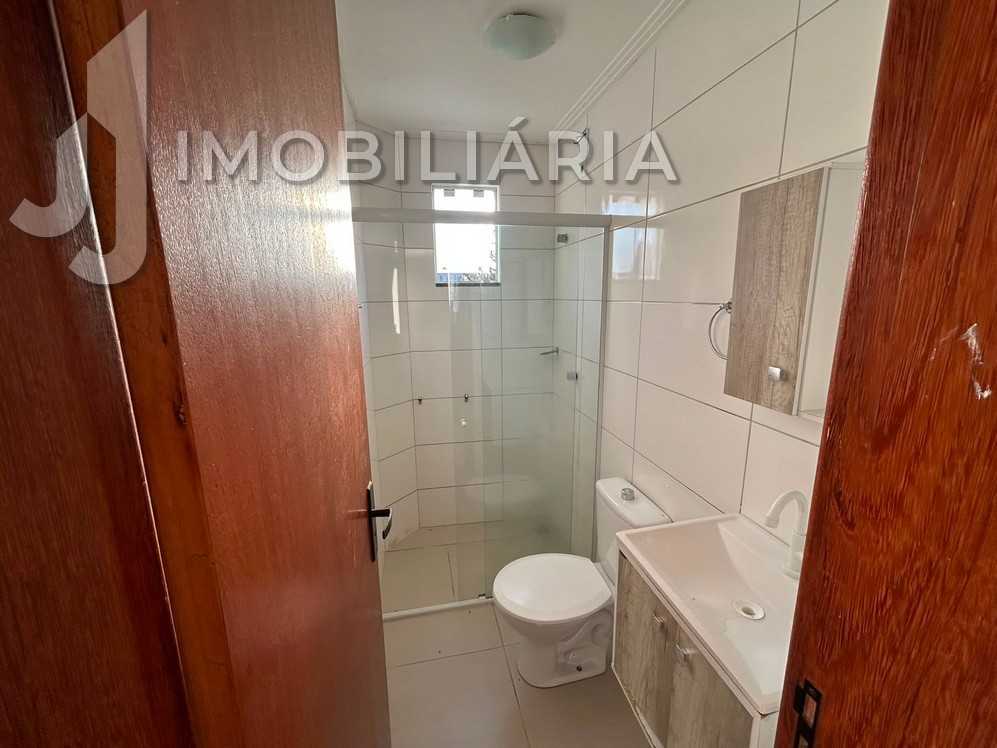 Apartamento para locacao no Ingleses do Rio Vermelho em Florianopolis com 72m² por R$ 2.500,00