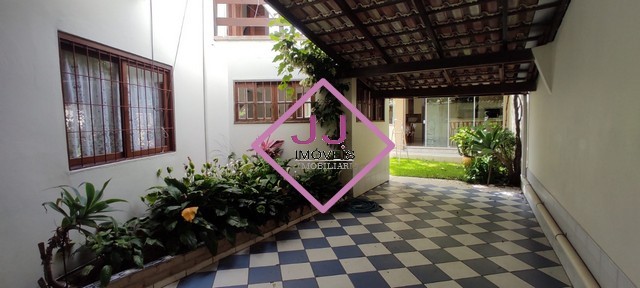 Casa Residencial para venda no Ingleses do Rio Vermelho em Florianopolis com 360m² por R$ 1.500.000,00