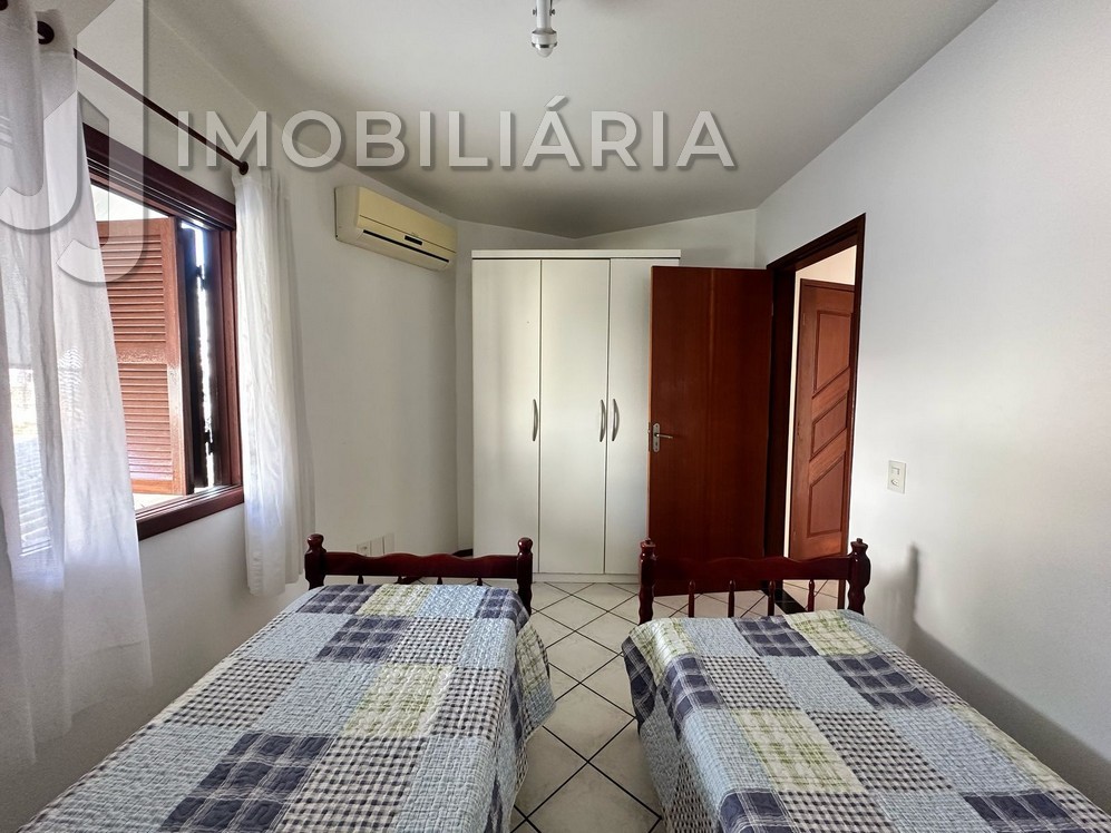 Casa Residencial para venda no Ingleses do Rio Vermelho em Florianopolis com 385m² por R$ 1.500.000,00 Casa Residencial para venda no Ingleses do Rio Vermelho em Florianopolis com 385m² por R$ 1.500.000,00