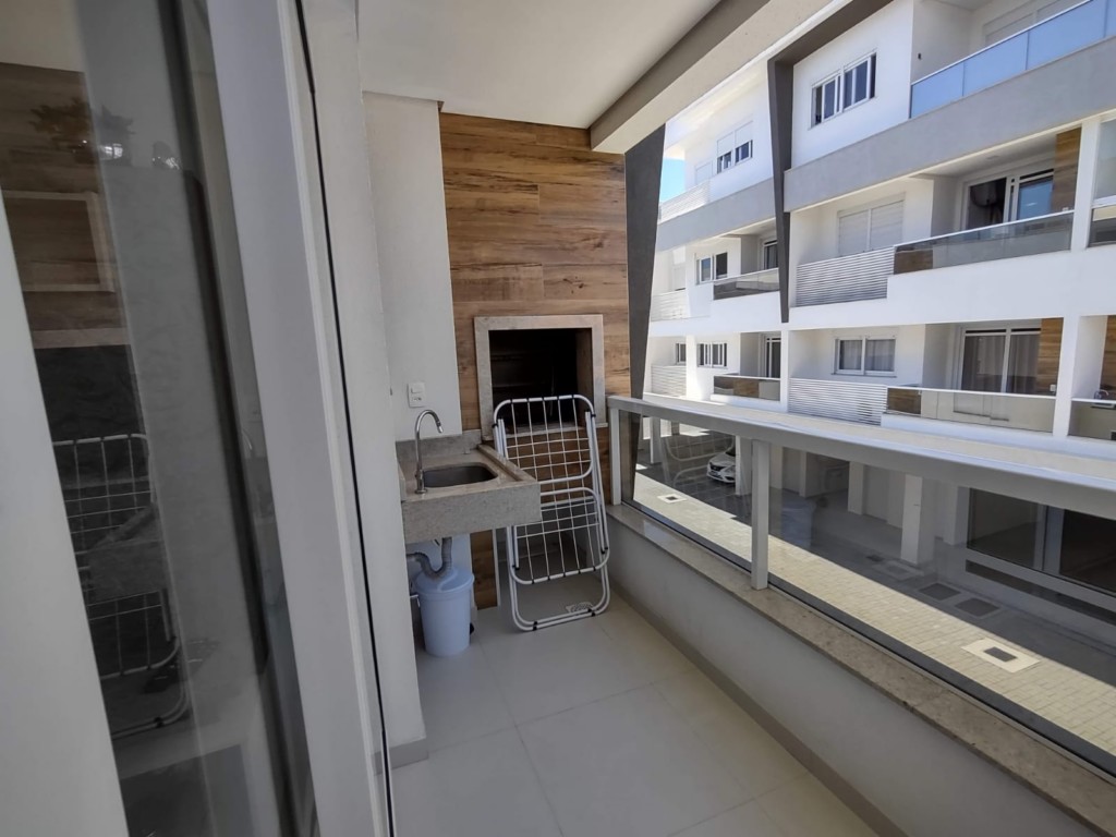 Apartamento para locacao no Ingleses do Rio Vermelho em Florianopolis com 100m² por R$ 4.800,00