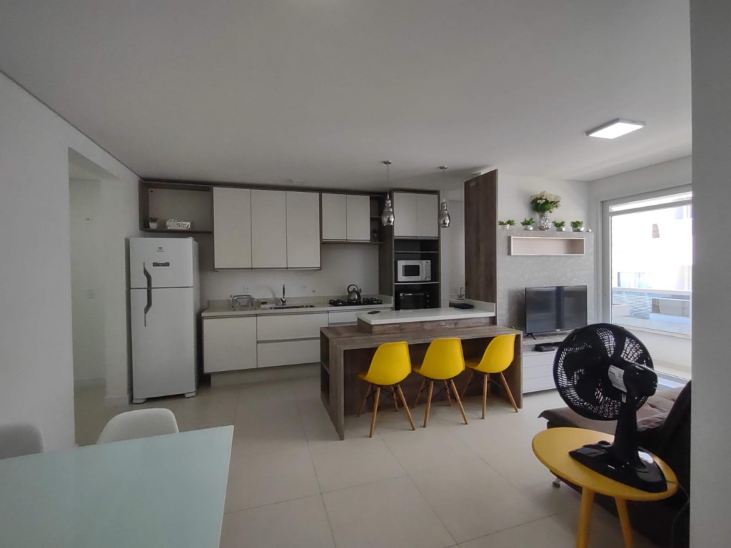 Apartamento para locacao no Ingleses do Rio Vermelho em Florianopolis com 100m² por R$ 4.800,00