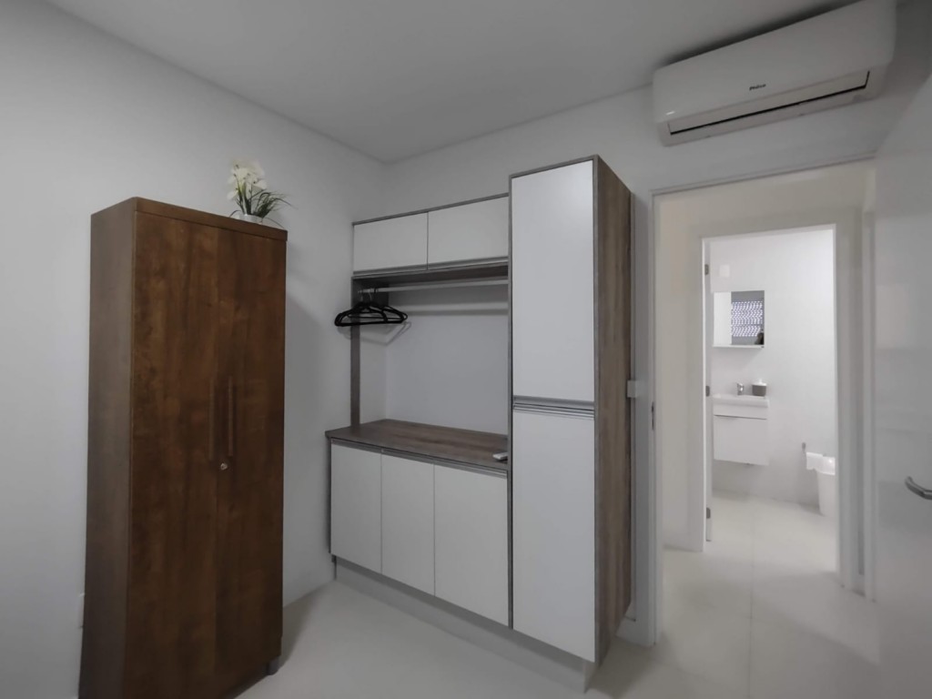 Apartamento para locacao no Ingleses do Rio Vermelho em Florianopolis com 100m² por R$ 4.800,00