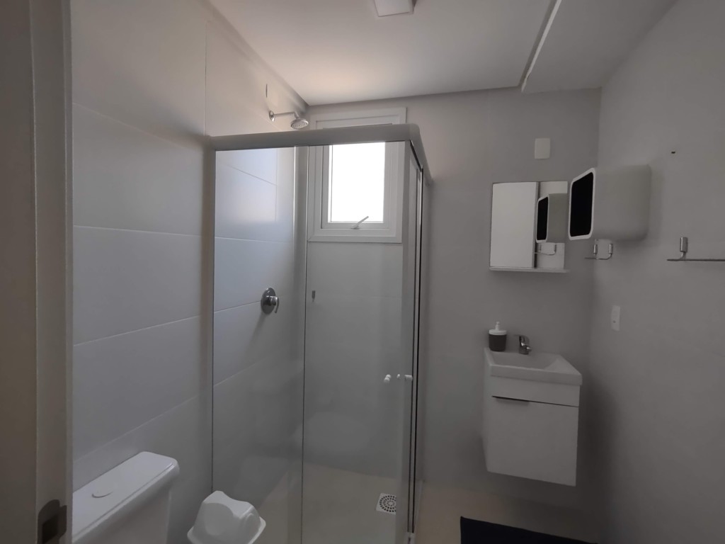 Apartamento para locacao no Ingleses do Rio Vermelho em Florianopolis com 100m² por R$ 4.800,00