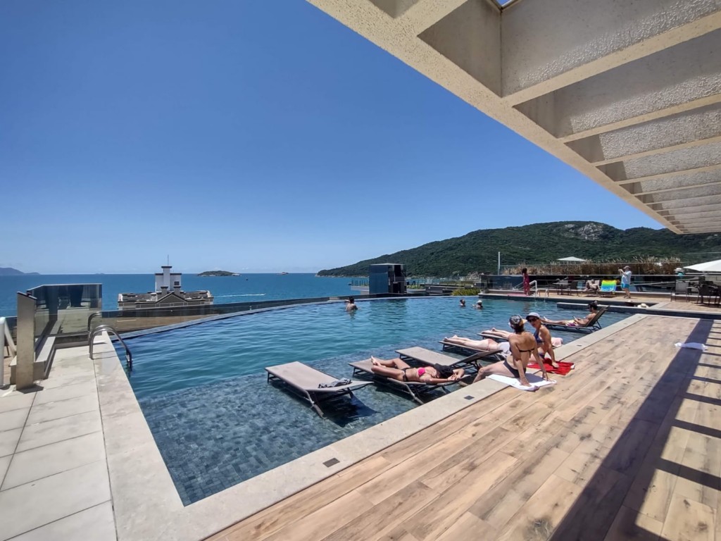 Apartamento para locacao no Ingleses do Rio Vermelho em Florianopolis com 100m² por R$ 4.800,00