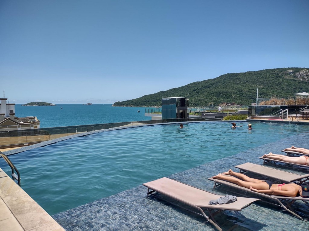 Apartamento para locacao no Ingleses do Rio Vermelho em Florianopolis com 100m² por R$ 4.800,00