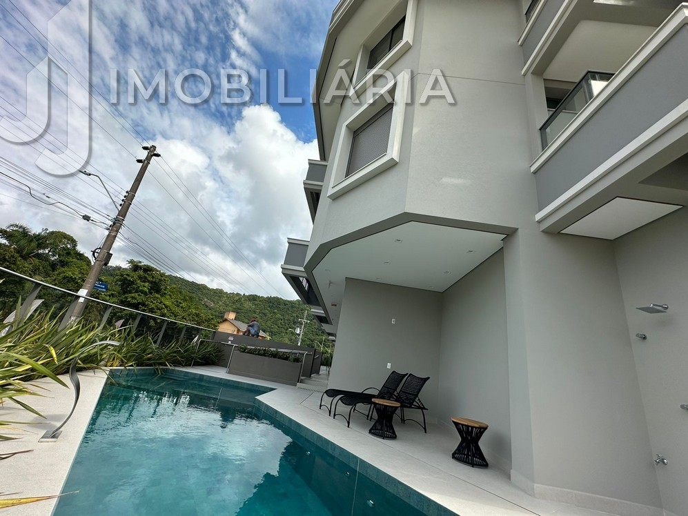 Apartamento para venda no Ingleses do Rio Vermelho em Florianopolis com 176,9m² por R$ 1.385.006,00