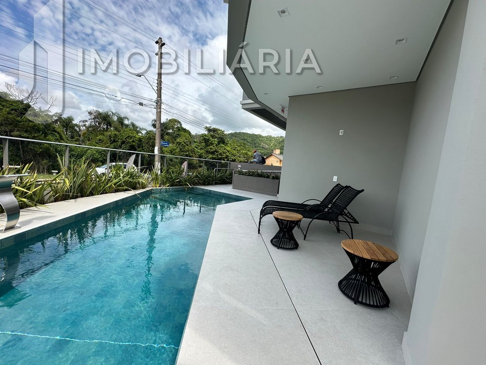 Apartamento para venda no Ingleses do Rio Vermelho em Florianopolis com 176,9m² por R$ 1.385.006,00