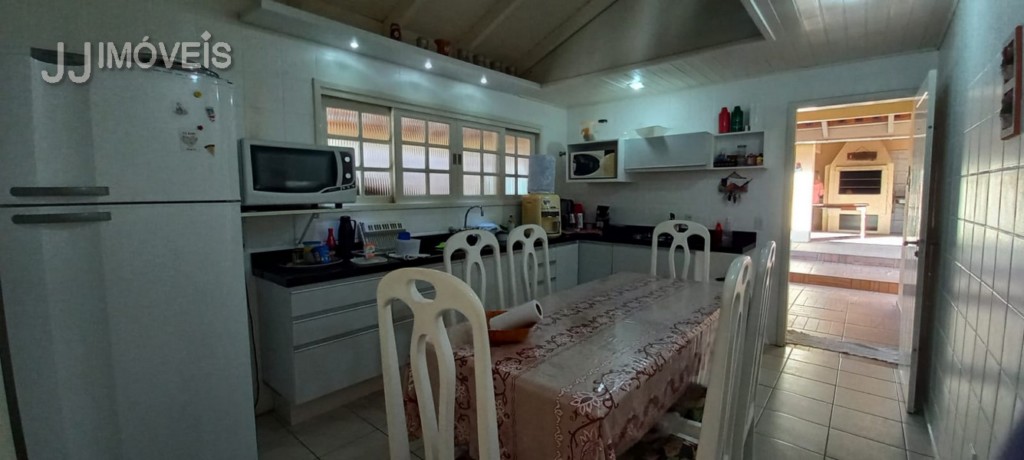 Casa Residencial para venda no Ingleses do Rio Vermelho em Florianopolis com 450m² por R$ 1.500.000,00