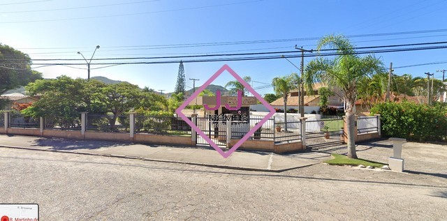 Casa Residencial para venda no Ingleses do Rio Vermelho em Florianopolis com 1.078m² por R$ 2.700.000,00