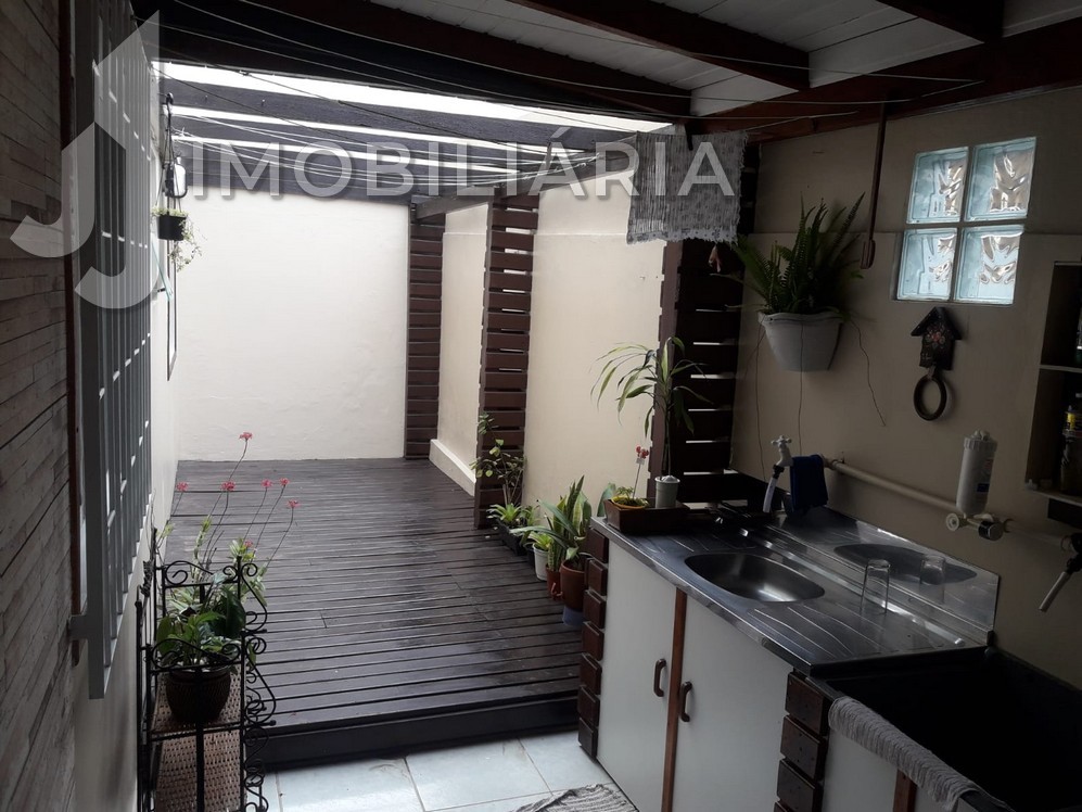 Apartamento para locacao no Ingleses do Rio Vermelho em Florianopolis com 65m² por R$ 2.900,00