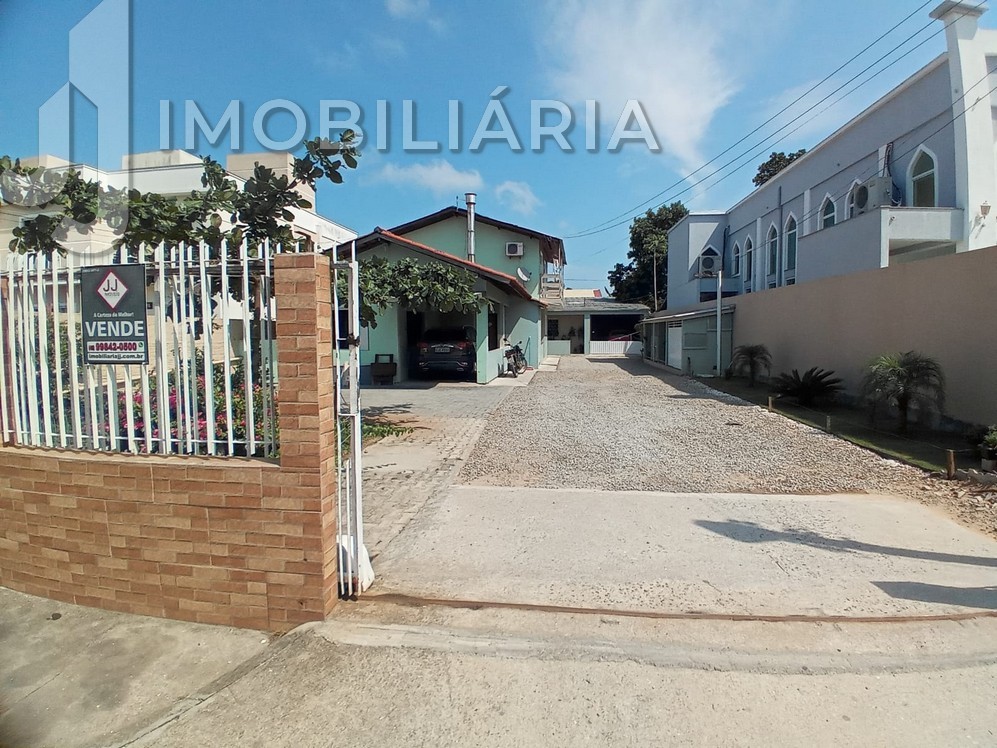 Casa Residencial para venda no Sao Joao do Rio Vermelho em Florianopolis com 630m² por R$ 750.000,00 Casa Residencial para venda no Sao Joao do Rio Vermelho em Florianopolis com 630m² por R$ 750.000,00