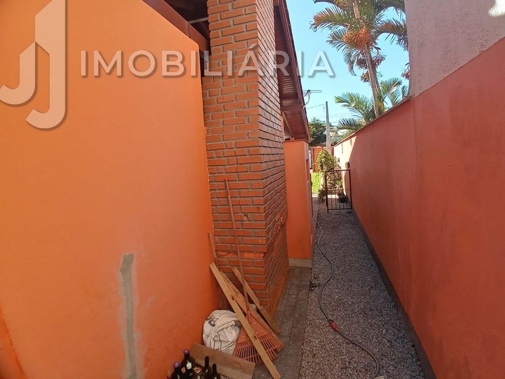 Casa Residencial para venda no Ingleses do Rio Vermelho em Florianopolis com 450m² por R$ 790.000,00 Casa Residencial para venda no Ingleses do Rio Vermelho em Florianopolis com 450m² por R$ 790.000,00
